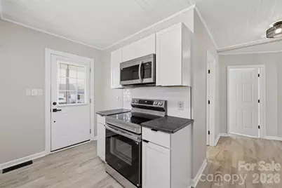 621 E A Street, Newton, NC 28658 - Photo 12