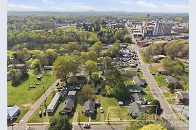 621 E A Street, Newton, NC 28658 - Photo 34