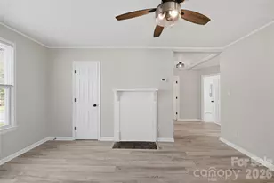 621 E A St, Newton, NC 28658 - Photo 16