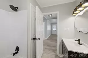 621 E A St, Newton, NC 28658 - Photo 20