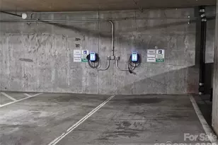 333 W Trade St, Charlotte, NC 28202 - Photo 30