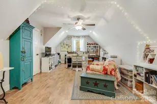 319 Morning Air Ln, Hendersonville, NC 28792 - Photo 20