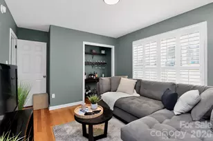 612 Flowe Dr, Charlotte, NC 28213 - Photo 20