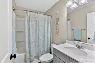 2718 Tranquil Oak Pl, Charlotte, NC 28206 - Photo 24