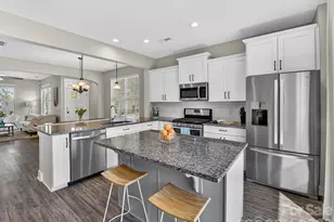 2718 Tranquil Oak Pl, Charlotte, NC 28206 - Photo 4