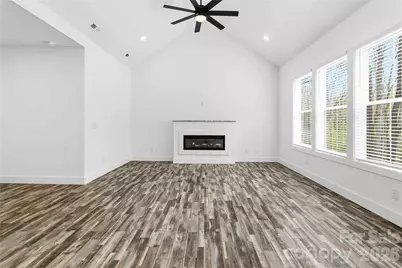 602 Stateline Road, Clover, SC 29710 - Photo 6