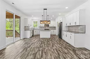 602 Stateline Rd, Clover, SC 29710 - Photo 8