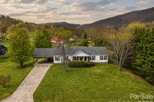 22 Brookfield Ln, Old Fort, NC 28762 - Photo 2