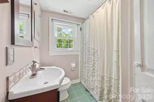 205 S Thompson St, Shelby, NC 28150 - Photo 30