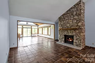 3104 Cove Loop Rd, Hendersonville, NC 28739 - Photo 12