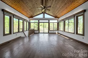 3104 Cove Loop Rd, Hendersonville, NC 28739 - Photo 14