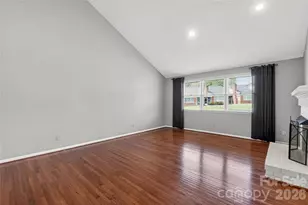 19830 Oak Leaf Cir, Cornelius, NC 28031 - Photo 6