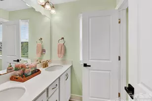 2744 Ensemble Ct, Charlotte, NC 28262 - Photo 34