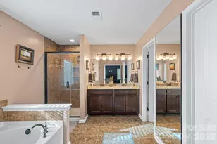 1203 Guadalupe Ln, Charlotte, NC 28214 - Photo 16