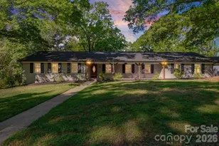 570 Crestside Dr SE, Concord, NC 28025 - Photo 2
