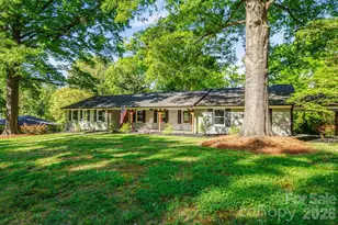 570 Crestside Dr SE, Concord, NC 28025 - Photo 4