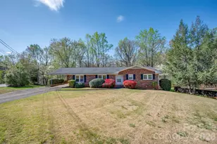 215 Windover Dr, Forest City, NC 28043 - Photo 1