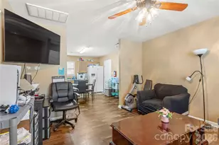 321 Harrison St, Charlotte, NC 28208 - Photo 6