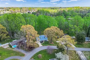 1548 Castell Ln, Hickory, NC 28601 - Photo 30