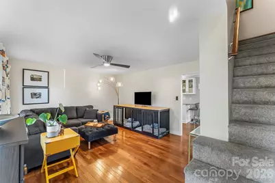 1548 Castell Lane, Hickory, NC 28601 - Photo 8