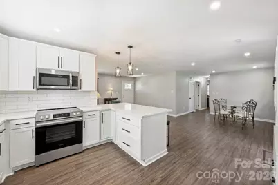 3724 Cobbleridge Drive, Charlotte, NC 28215 - Photo 20