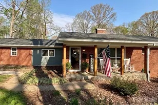 109 Green Acres Rd, Mount Holly, NC 28120 - Photo 2