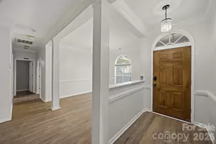 10008 Prosperity Point Ln, Charlotte, NC 28269 - Photo 14