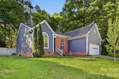 10008 Prosperity Point Lane, Charlotte, NC 28269 - Photo 2