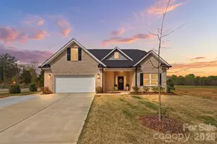 1005 Piper Mdws Dr, Waxhaw, NC 28173 - Photo 1