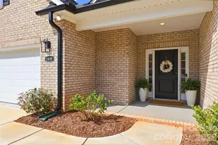 1005 Piper Mdws Dr, Waxhaw, NC 28173 - Photo 4