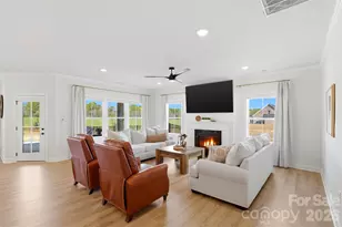 1005 Piper Mdws Dr, Waxhaw, NC 28173 - Photo 6