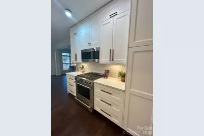 11282 Ballanvilla Drive, Charlotte, NC 28277 - Photo 2