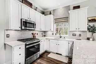 12329 Panthersville Dr, Charlotte, NC 28269 - Photo 16