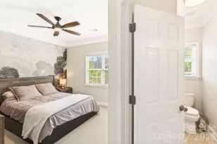 13633 Glen Abbey Dr, Charlotte, NC 28278 - Photo 32