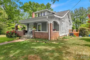 41 Harrison St, Canton, NC 28716 - Photo 2