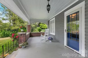 41 Harrison St, Canton, NC 28716 - Photo 4