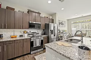 2704 Cregstone Wy, Fort Mill, SC 29715 - Photo 6