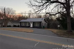 405 N Main St, Faith, NC 28144 - Photo 10