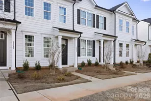 8132 Jacey Ln, Huntersville, NC 28078 - Photo 2