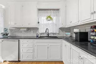 604 Whittington Pl, Statesville, NC 28677 - Photo 10