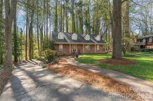 604 Whittington Pl, Statesville, NC 28677 - Photo 2