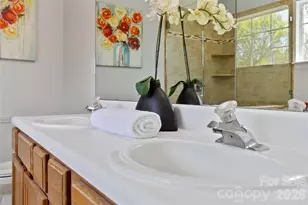 12100 Landing Green Dr, Charlotte, NC 28277 - Photo 24