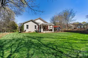 3041 Peachtree Street Ext, Claremont, NC 28610 - Photo 4