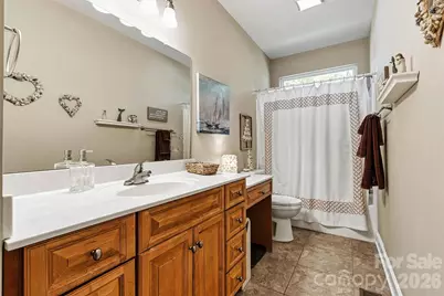 3041 Peachtree Street Extension, Claremont, NC 28610 - Photo 32