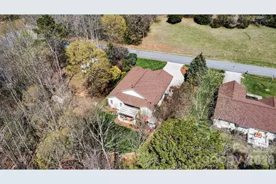 3041 Peachtree Street Extension, Claremont, NC 28610 - Photo 40