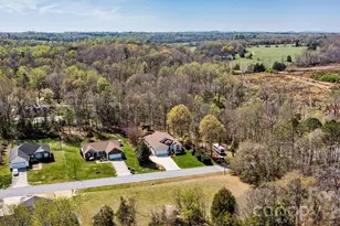 3041 Peachtree Street Ext, Claremont, NC 28610 - Photo 38