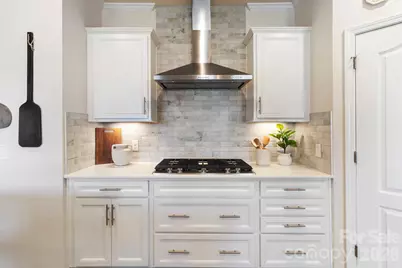 13017 Eagle Oak Drive, Charlotte, NC 28278 - Photo 10