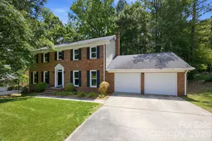 2011 Windlock Dr, Charlotte, NC 28270 - Photo 2