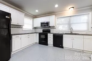 1225 Kennon St, Charlotte, NC 28205 - Photo 26