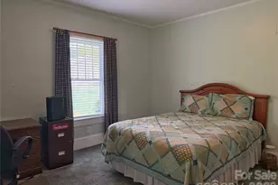 2102 Hickory Grove Rd, Gastonia, NC 28056 - Photo 8